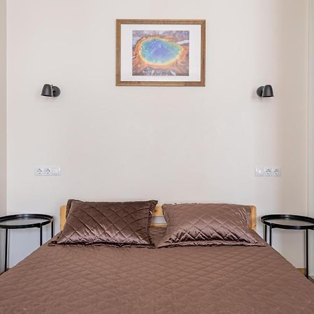Top-Floor Studio With Courtyard View In Unesco Area, Murnieku Street Residence Riga Extérieur photo