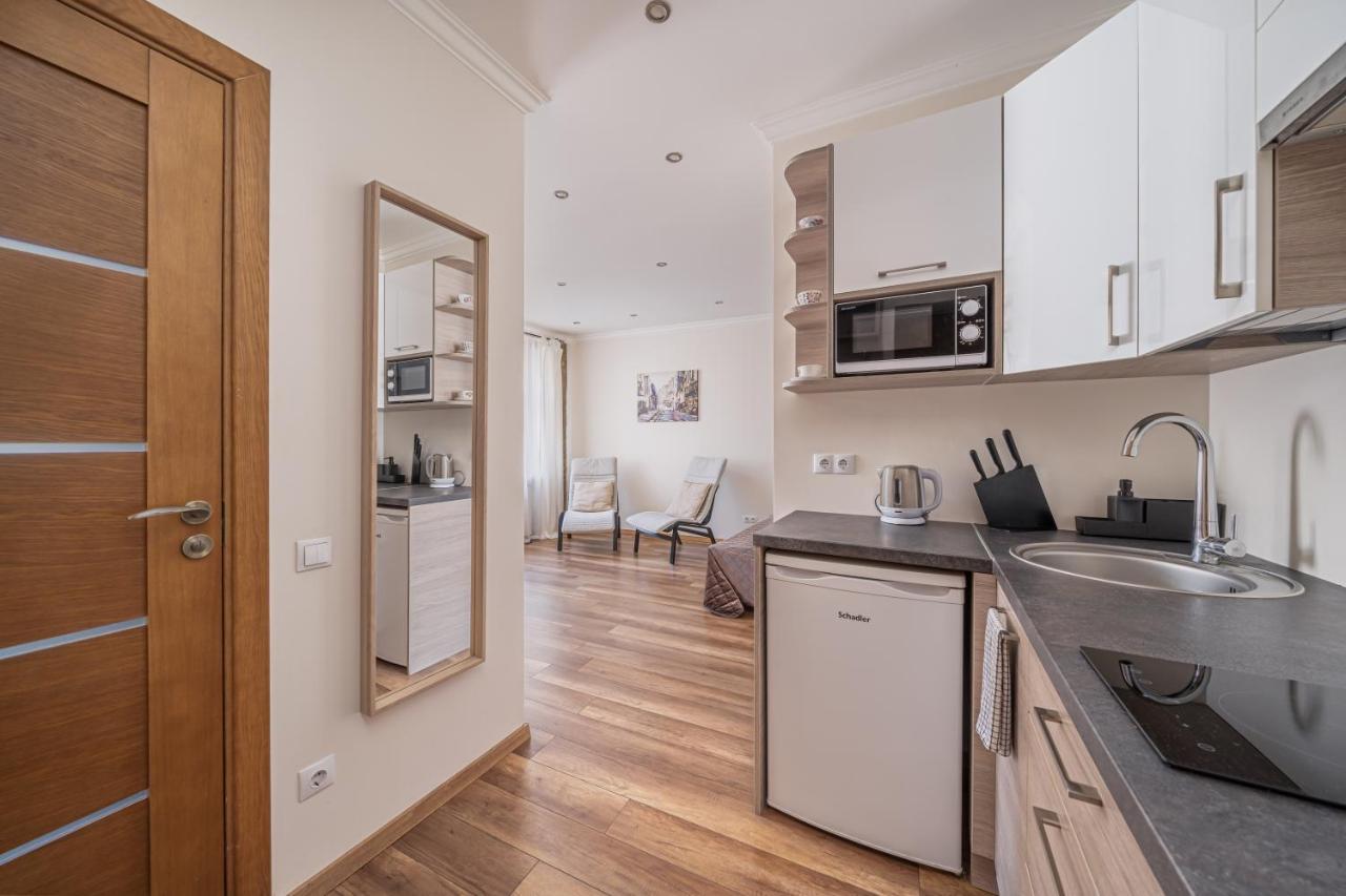Top-Floor Studio With Courtyard View In Unesco Area, Murnieku Street Residence Riga Extérieur photo